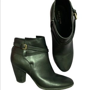 Cole Haan Black Hayes Belt Bootie size 9